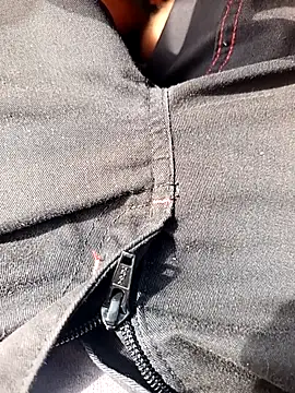 Dam70 online show from 09.10.25