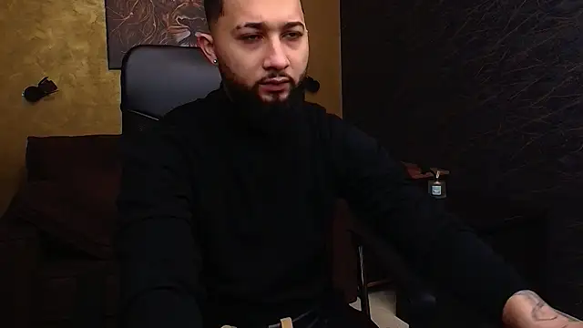Snapshot of JaceZachary chatting on 03.02.25 JaceZachary online show from 03.02.25