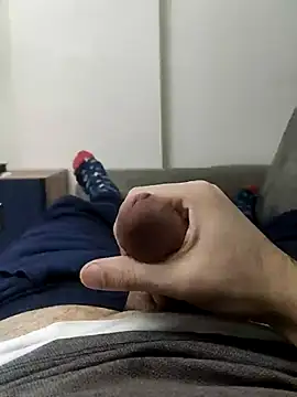 Snapshot of legolasleo chatting on 02.17.25 legolasleo online show from 02.17.25