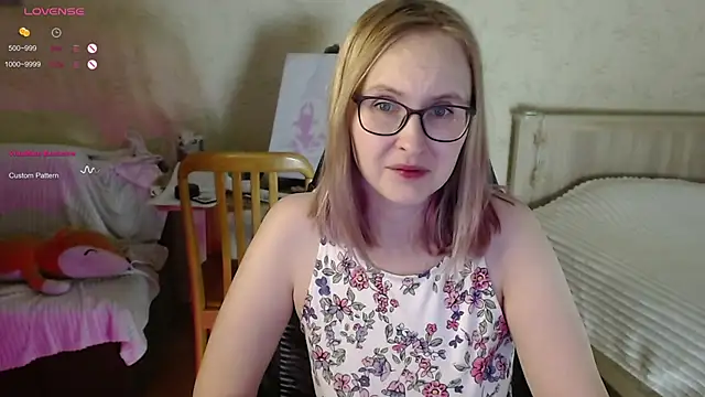 Agatha Mott online show from 10.27.25