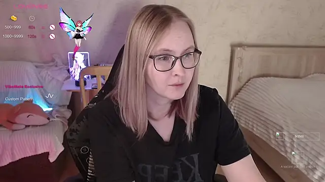 Agatha Mott online show from 11.21.25