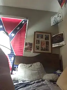 Snapshot of Dara4q chatting on 02.17.25 Dara4q online show from 02.17.25