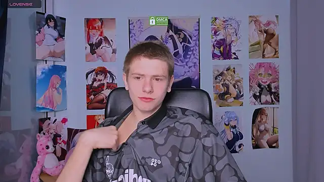 Snapshot of jimmie_hot chatting on 02.07.25 jimmie hot online show from 02.07.25