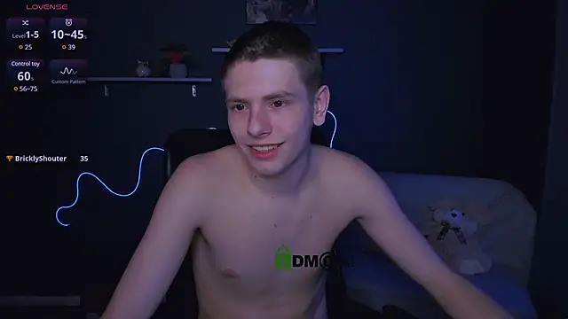 Snapshot of jimmie_hot chatting on 03.13.25 jimmie hot online show from 03.13.25