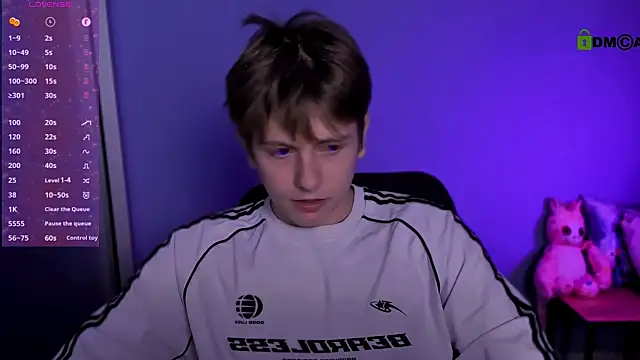 Snapshot of jimmie_hot chatting on 10.17.25 jimmie hot online show from 10.17.25