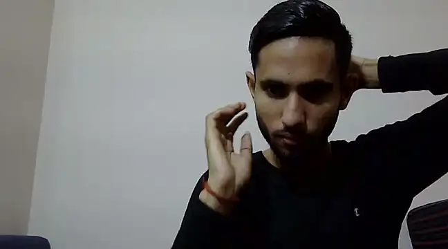 Snapshot of Queen_Couple chatting on 03.01.25 Queen Couple online show from 03.01.25