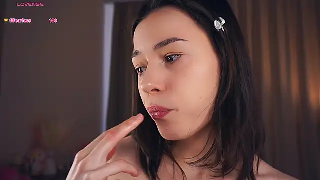 EleneBrach online show from 03.04.25