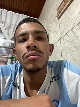 Snapshot of Mineirinho043 chatting on 03.10.25 Mineirinho043 online show from 03.10.25