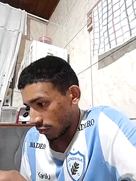 Snapshot of Mineirinho043 chatting on 03.16.25 Mineirinho043 online show from 03.16.25