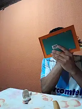 Snapshot of Mineirinho043 chatting on 03.16.25 Mineirinho043 online show from 03.16.25