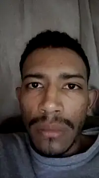 Snapshot of Mineirinho043 chatting on 03.22.25 Mineirinho043 online show from 03.22.25