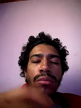 Snapshot of Mineirinho043 chatting on 10.09.25 Mineirinho043 online show from 10.09.25