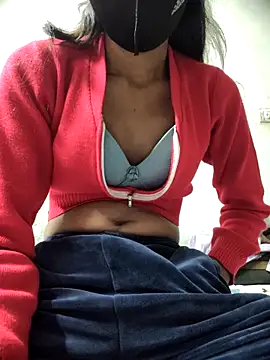 Snapshot of fuungirl38 chatting on 02.19.25 fuungirl38 online show from 02.19.25