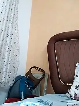 Snapshot of fuungirl38 chatting on 10.17.25 fuungirl38 online show from 10.17.25