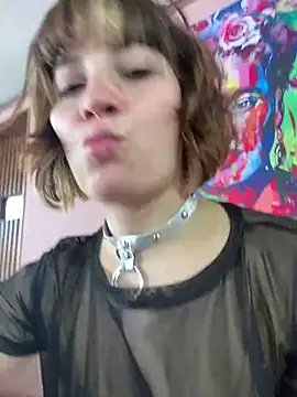 Snapshot of Maggie_Geller chatting on 02.05.25 Maggie Geller online show from 02.05.25