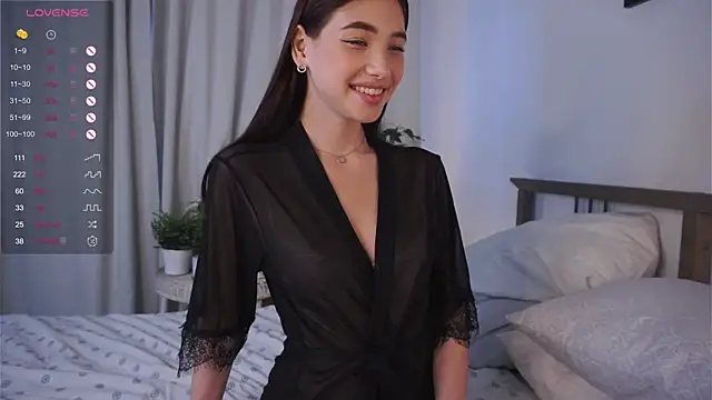 LizbethGee online show from 03.22.25