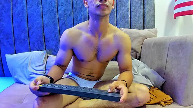 Snapshot of ANDRES_STUD chatting on 03.20.25 ANDRES STUD online show from 03.20.25
