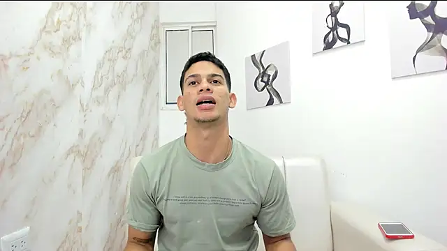 Snapshot of ANDRES_STUD chatting on 09.20.25 ANDRES STUD online show from 09.20.25