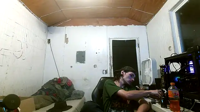 Snapshot of nuttyking2022 chatting on 09.29.25 nuttyking2022 online show from 09.29.25