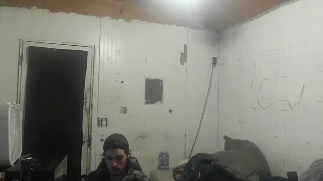 Snapshot of nuttyking2022 chatting on 10.13.25 nuttyking2022 online show from 10.13.25