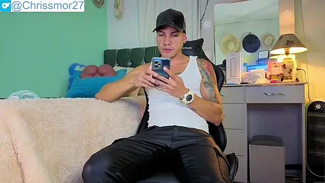 Snapshot of Chrissken chatting on 09.25.25 Chrissken online show from 09.25.25
