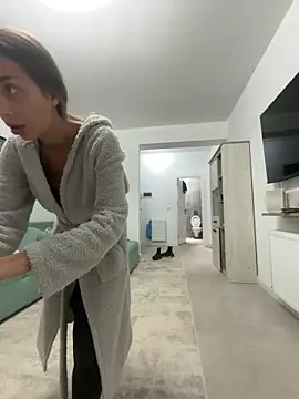 BonyBon29 online show from 10.19.25