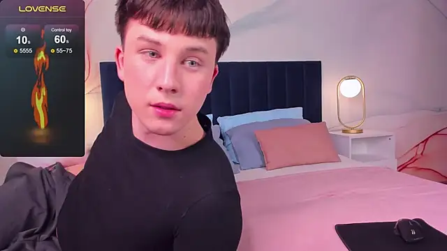 AdrianoAubert online show from 09.20.25