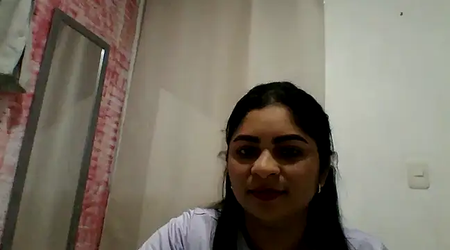 Snapshot of Tana_latin chatting on 02.08.25 Tana latin online show from 02.08.25