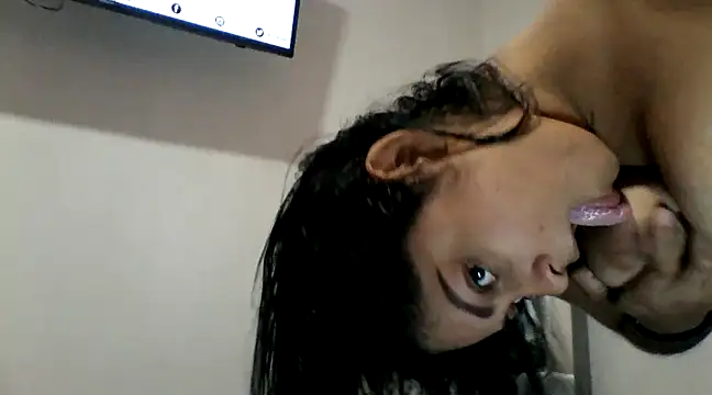 Snapshot of Tana_latin chatting on 02.08.25 Tana latin online show from 02.08.25