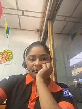 Snapshot of Tana_latin chatting on 02.26.25 Tana latin online show from 02.26.25