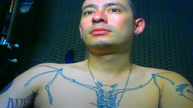 vampireathome online show from 03.15.25