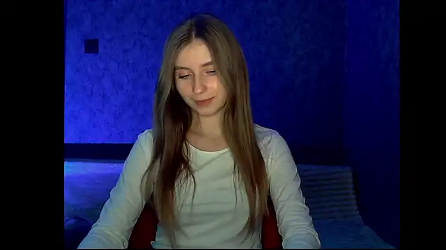 Snapshot of Nana_Rain chatting on 03.20.25 Nana Rain online show from 03.20.25