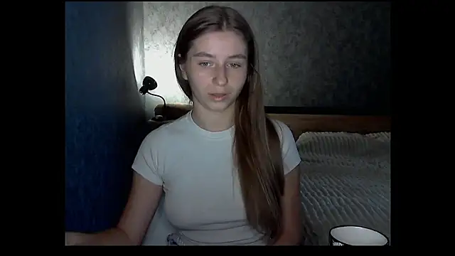 Snapshot of Nana_Rain chatting on 09.27.25 Nana Rain online show from 09.27.25