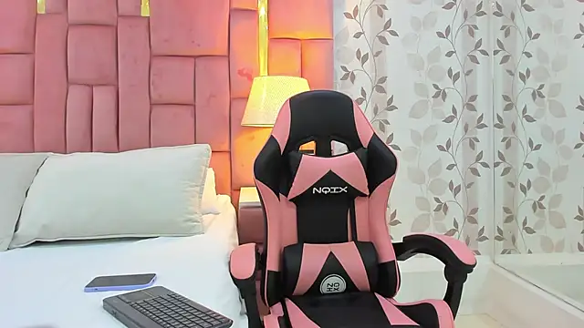 ArianaFranco online show from 03.04.25