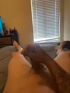 Snapshot of bigdickbigdaddy7373 chatting on 02.28.25 bigdickbigdaddy7373 online show from 02.28.25