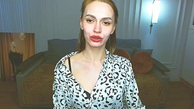 Snapshot of Lady_Sunshine_ chatting on 02.18.25 Lady Sunshine online show from 02.18.25