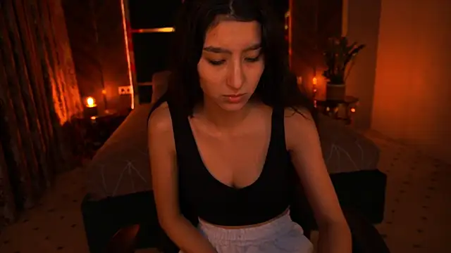 Snapshot of CharmMocco chatting on 02.26.25 CharmMocco online show from 02.26.25