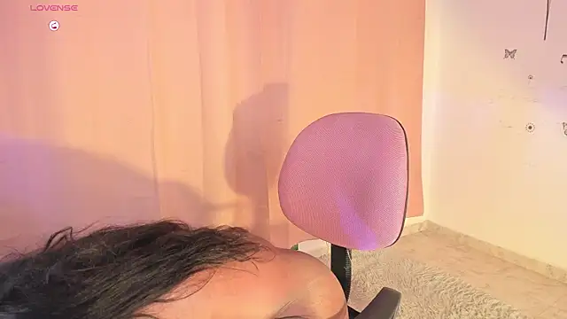 Nataylayla online show from 10.11.25