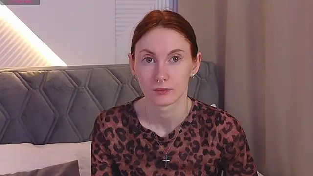 Snapshot of JoYung chatting on 03.02.25 JoYung online show from 03.02.25