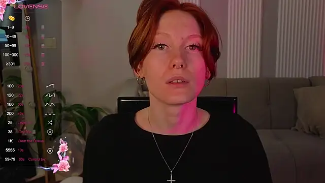 Snapshot of JoYung chatting on 09.11.25 JoYung online show from 09.11.25