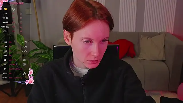 Snapshot of JoYung chatting on 09.22.25 JoYung online show from 09.22.25