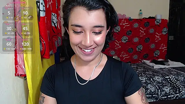 Snapshot of Robin_H00t chatting on 02.10.25 Robin H00t online show from 02.10.25