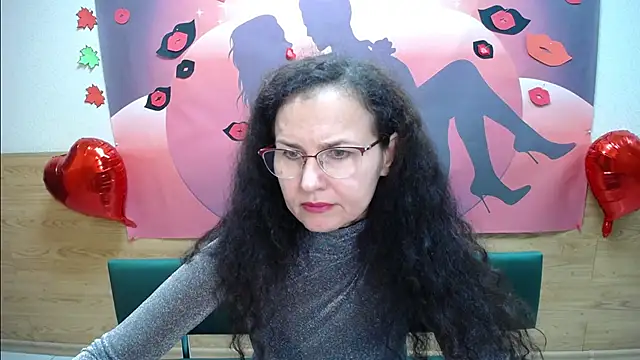 Miroslava Happi online show from 10.17.25