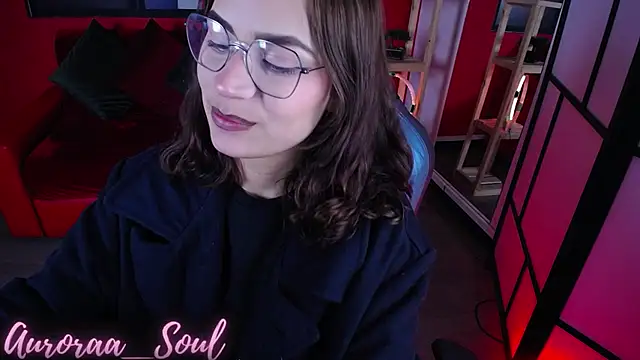 Snapshot of Auroraa_soul chatting on 10.15.25 Auroraa soul online show from 10.15.25