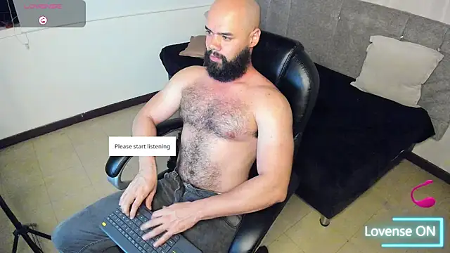 Snapshot of Luke_Diaz7 chatting on 10.03.25 Luke Diaz7 online show from 10.03.25