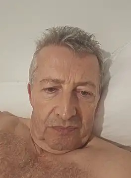 Snapshot of mann4u147 chatting on 10.13.25 mann4u147 online show from 10.13.25