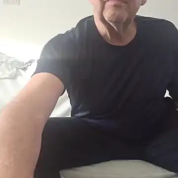 Snapshot of mann4u147 chatting on 10.24.25 mann4u147 online show from 10.24.25