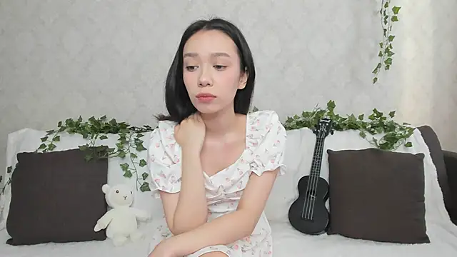 Snapshot of CherryMolly chatting on 02.20.25 CherryMolly online show from 02.20.25