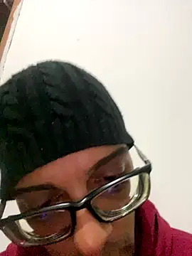 Snapshot of Diegodelicia chatting on 11.23.25 Diegodelicia online show from 11.23.25