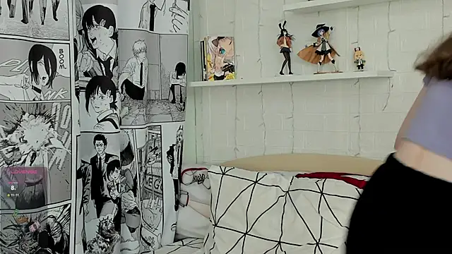 b4by Emilia online show from 02.10.25